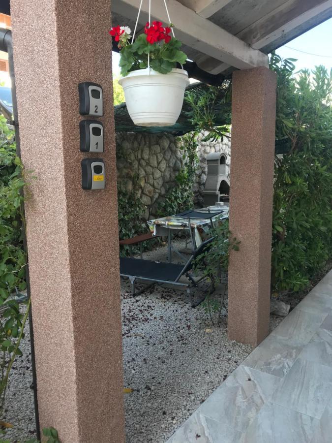Botic Apartments Silo  Luaran gambar